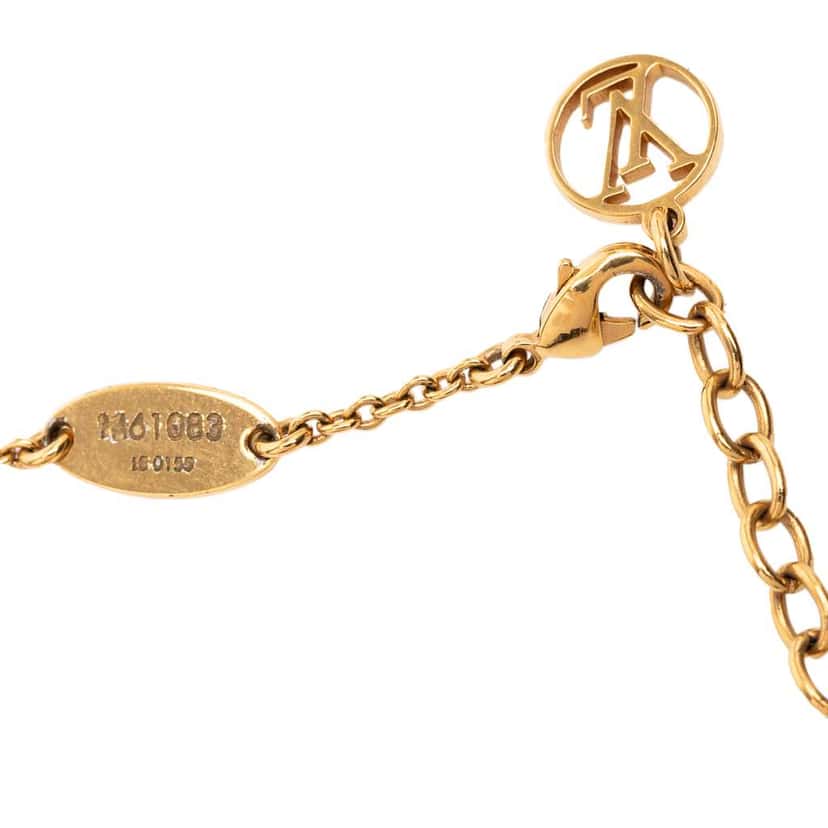 Louis Vuitton Gold Plated Essential V Necklace Gold Metal Very good condition - Back View