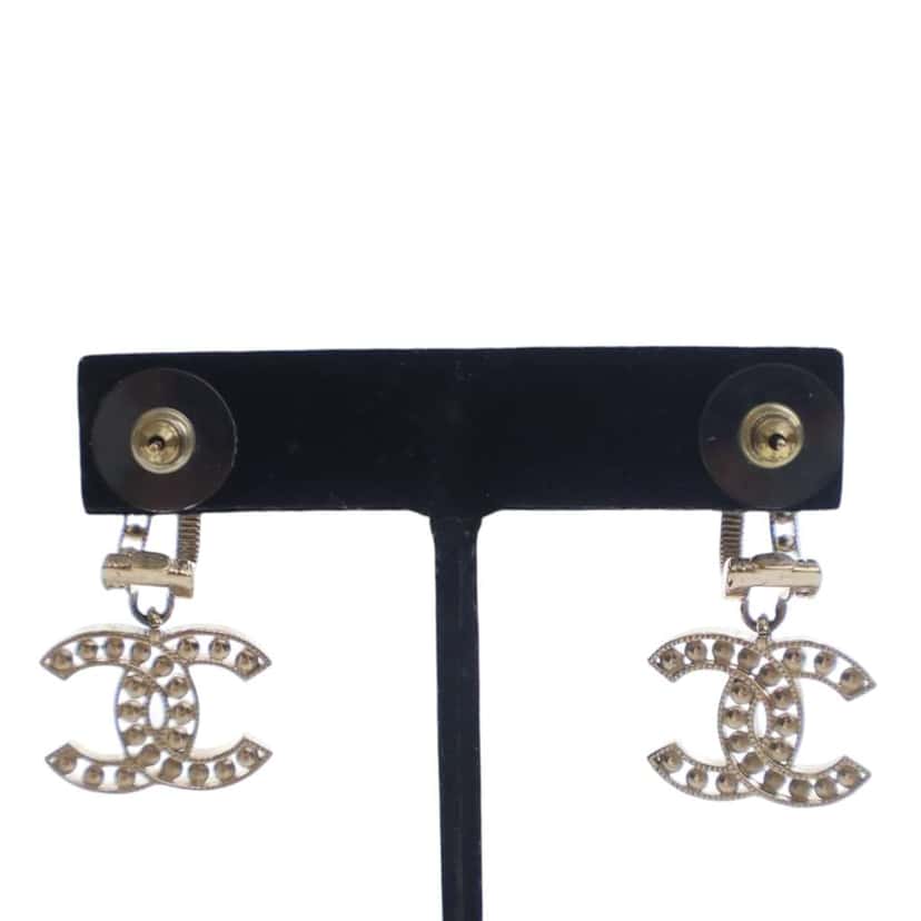 Chanel CC Gold Plated Faux Pearl Drop Push Back Earrings Gold Metal Good condition - Back View