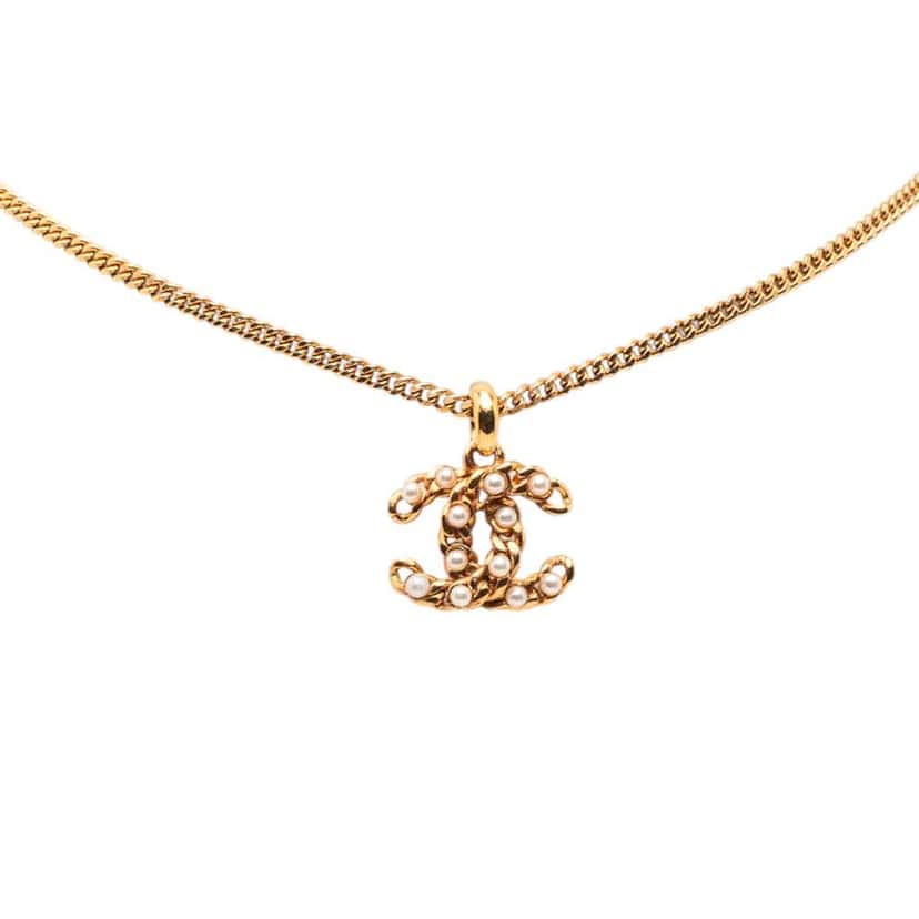 Chanel Gold Plated Faux Pearl CC Pendant Necklace Gold Metal Good condition - Box View