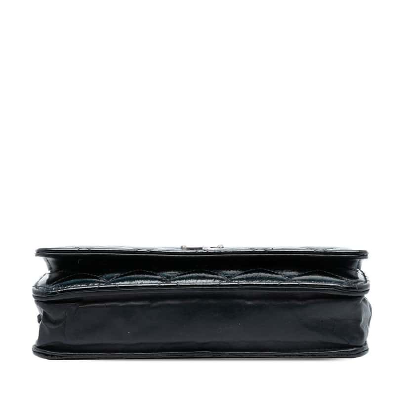 Chanel CC Quilted Patent Wallet On Chain Black Leather Good condition - Inside View