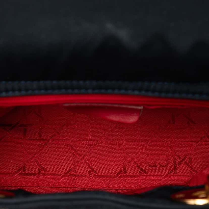 Dior Mini Nylon Cannage Lady Dior Black Very good condition - Model View