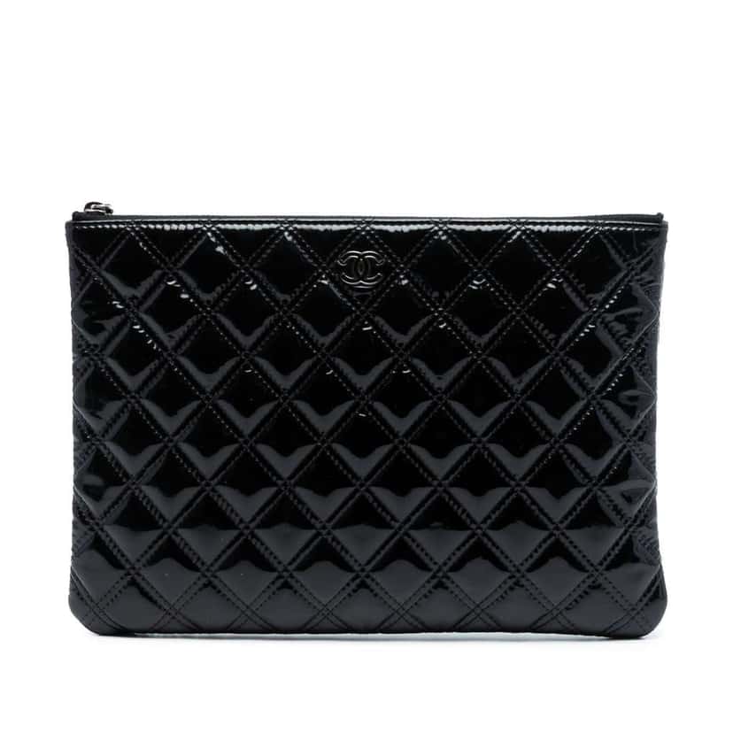 Chanel Medium Quilted Patent Double Stitch O Case Clutch Black Leather Very good condition - Front View