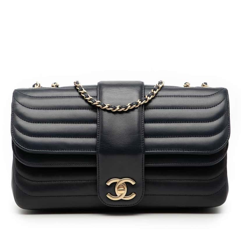 Chanel CC Horizontal Quilted Lambskin Double Flap Blue Leather Good condition - Front View