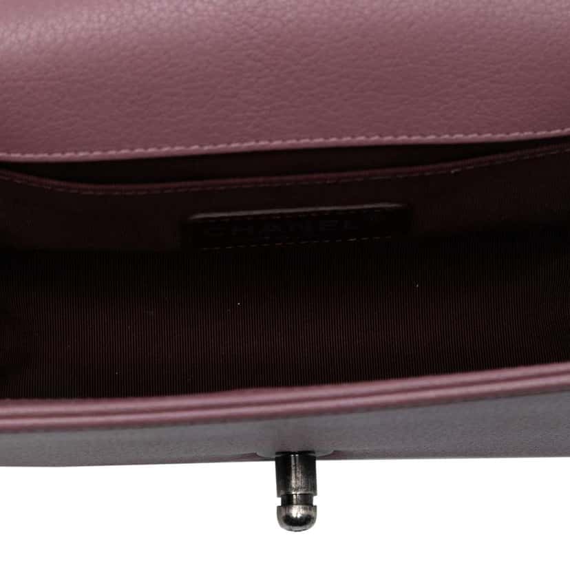 Chanel Small Quilted Goatskin and Patent Duo Boy Flap Pink Leather Good condition - Model View