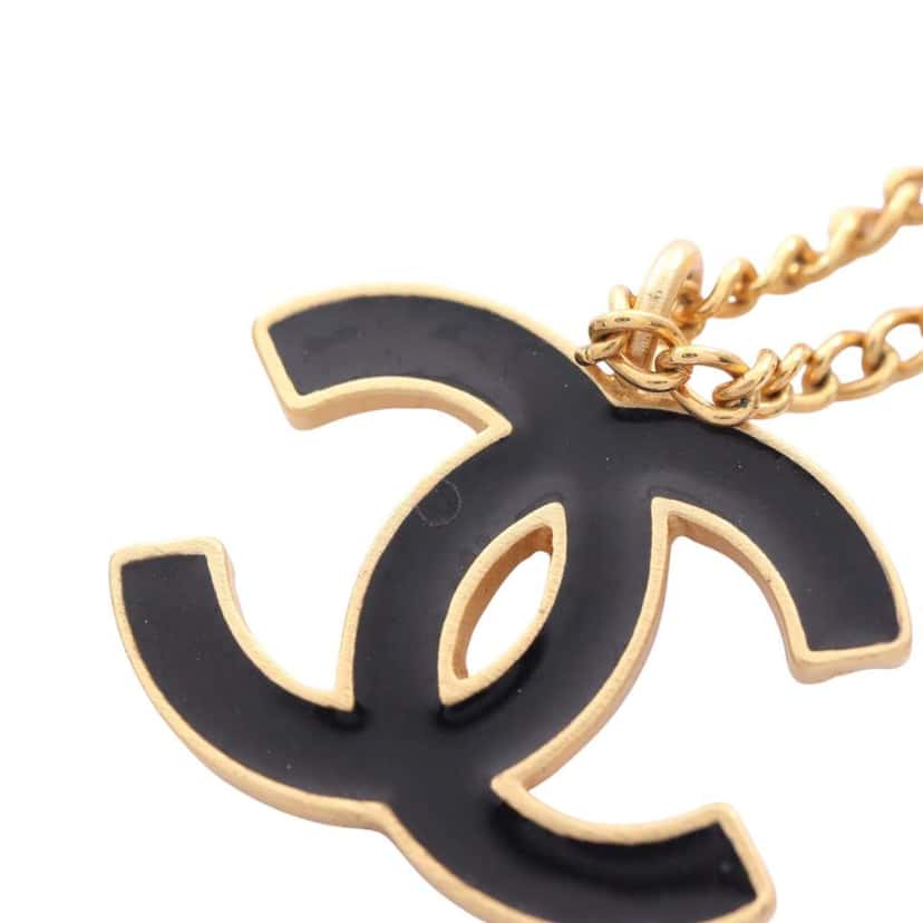 Chanel CC Enamel and Gold Plated Pendant Necklace Black Good condition - Inside View