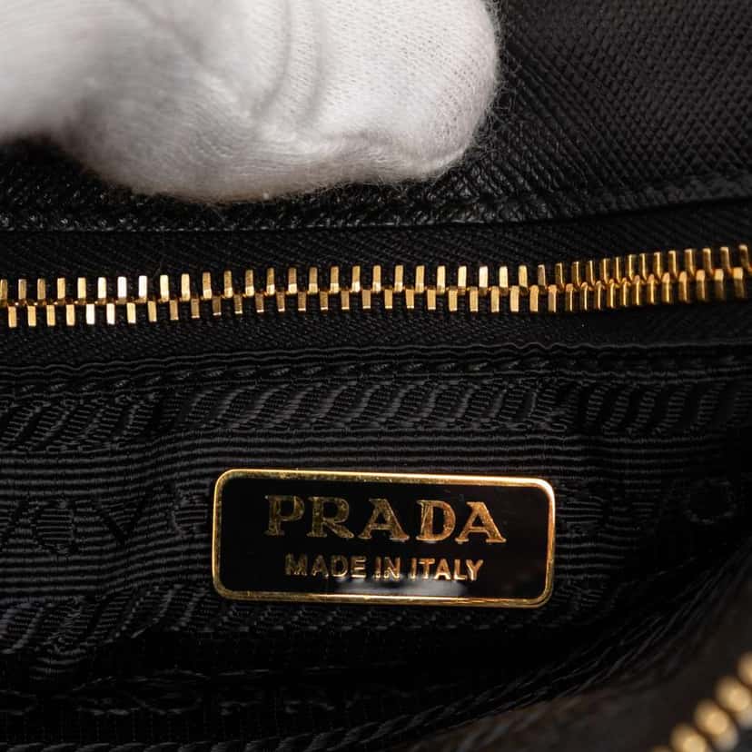 Prada Saffiano Wristlet Pouch Black Leather Good condition - Box View