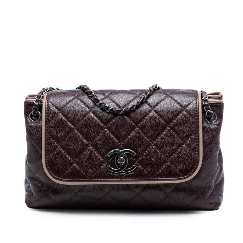 Chanel CC Quilted Caviar Border Flap Red Leather Good condition - Front View