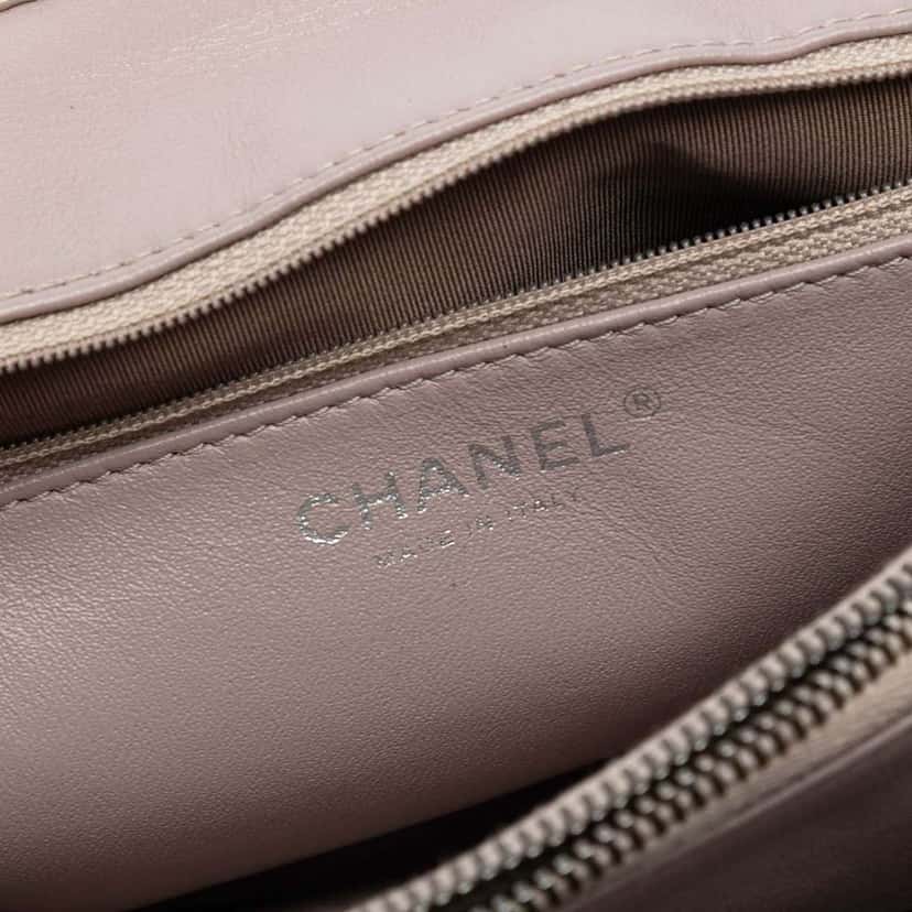 Chanel CC Quilted Caviar Border Flap Red Leather Good condition - Box View