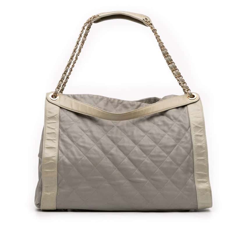 Chanel Quilted Lambskin In The Mix Tote Grey Leather Very good condition - Front View
