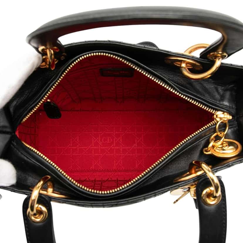 Dior Medium Lambskin Cannage Lady Dior Black Leather Good condition - Model View