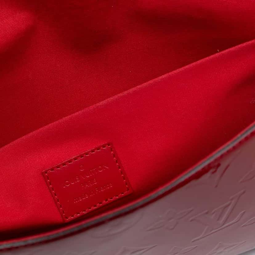 Louis Vuitton Monogram Vernis Pochette Felicie Red Leather Very good condition - Box View