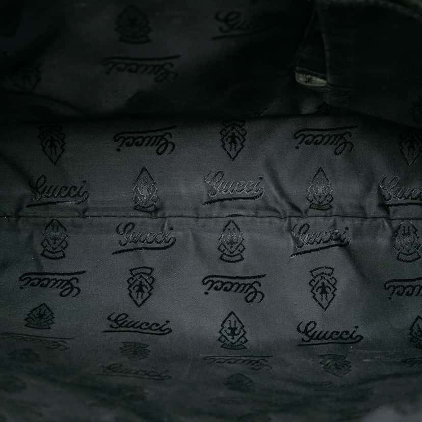 Gucci Guccissima Crossbody Black Leather Good condition - Model View