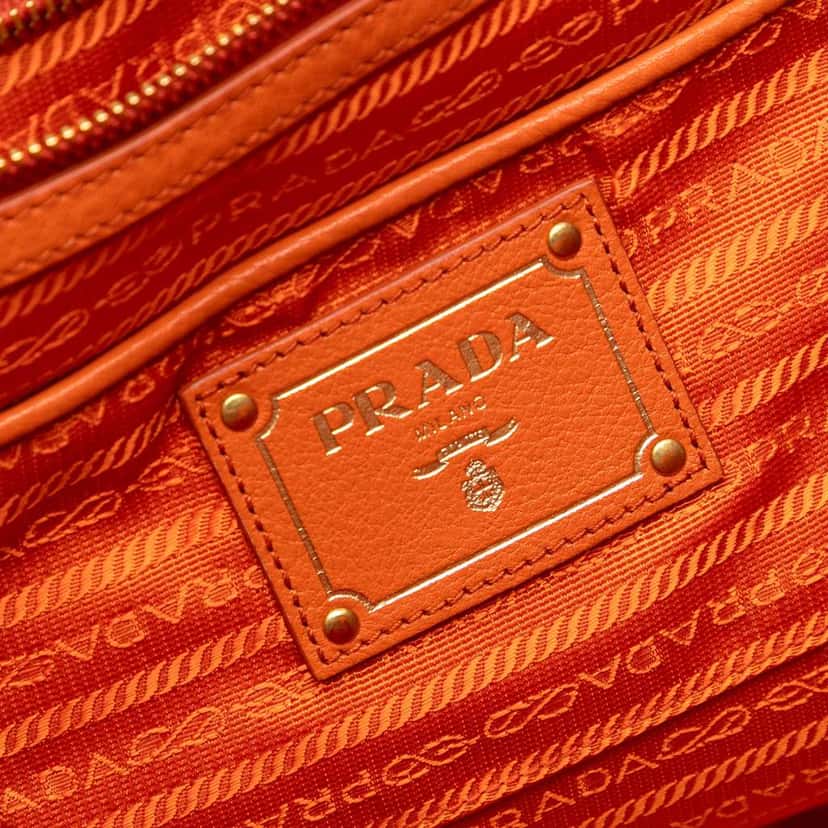 Prada Vitello Daino Side Zip Convertible Tote Orange Leather Good condition - Box View
