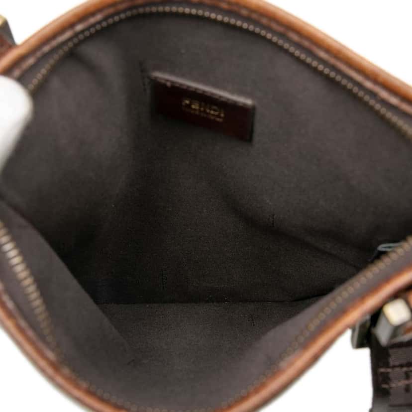 Fendi Zucca Coated Canvas Crossbody Brown Canvas Very good condition - Model View