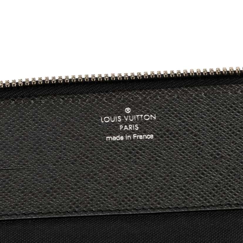Louis Vuitton Taiga Vladimir Portfolio Black Leather Good condition - Box View
