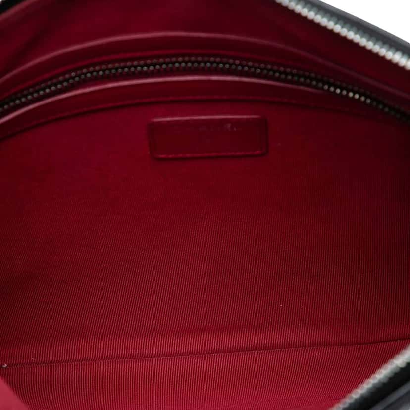 Chanel Medium Aged Calfskin Gabrielle O Case Clutch Black Leather Good condition - Model View
