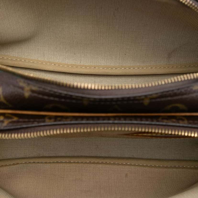 Louis Vuitton Monogram Reporter PM Brown Very good condition - Model View