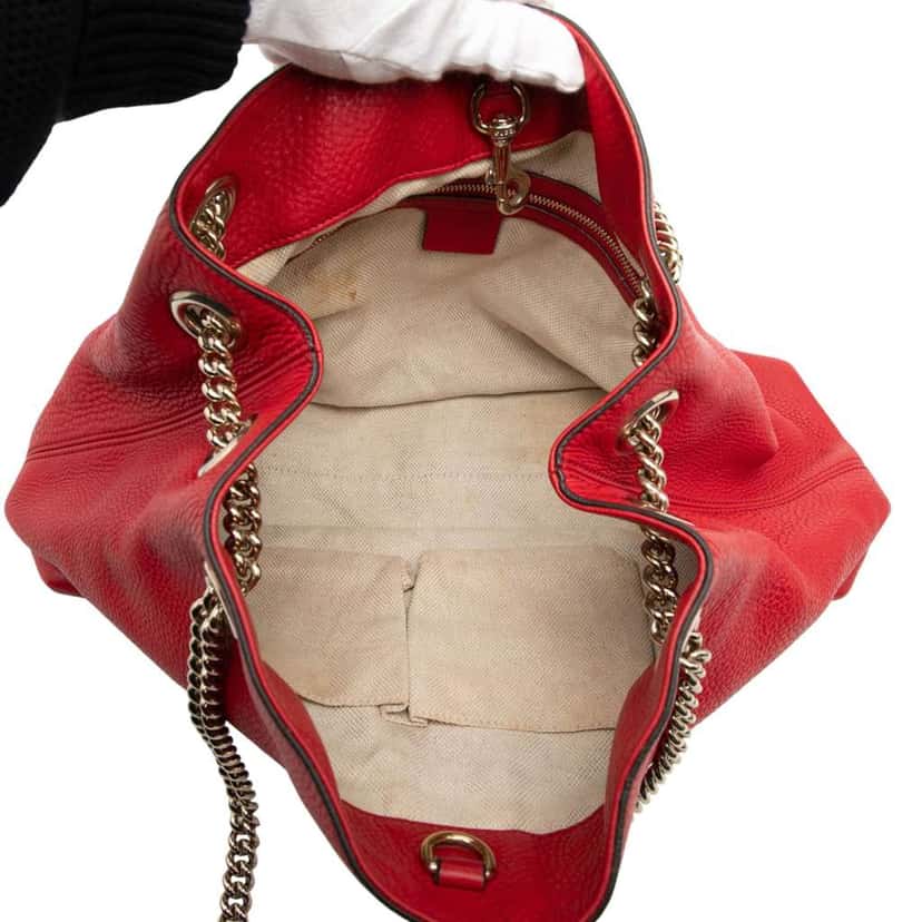 Gucci Medium Leather Soho Chain Tote Red Leather Good condition - Model View
