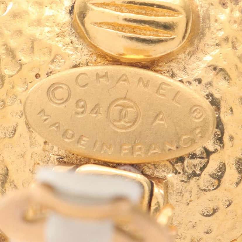 Chanel Gold Plated Faux Pearl Logo Clip On Earrings Gold Metal Good condition - Inside View
