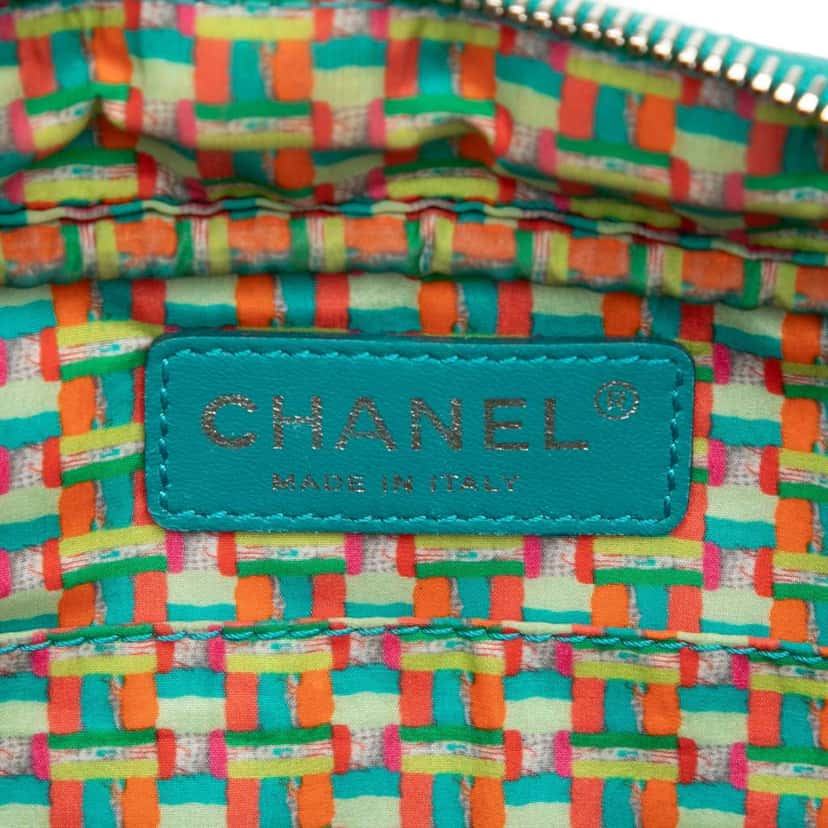 Chanel Medium CC Quilted Rubberized Lambskin Coco Rain Camera Bag Blue Leather Very good condition - Box View