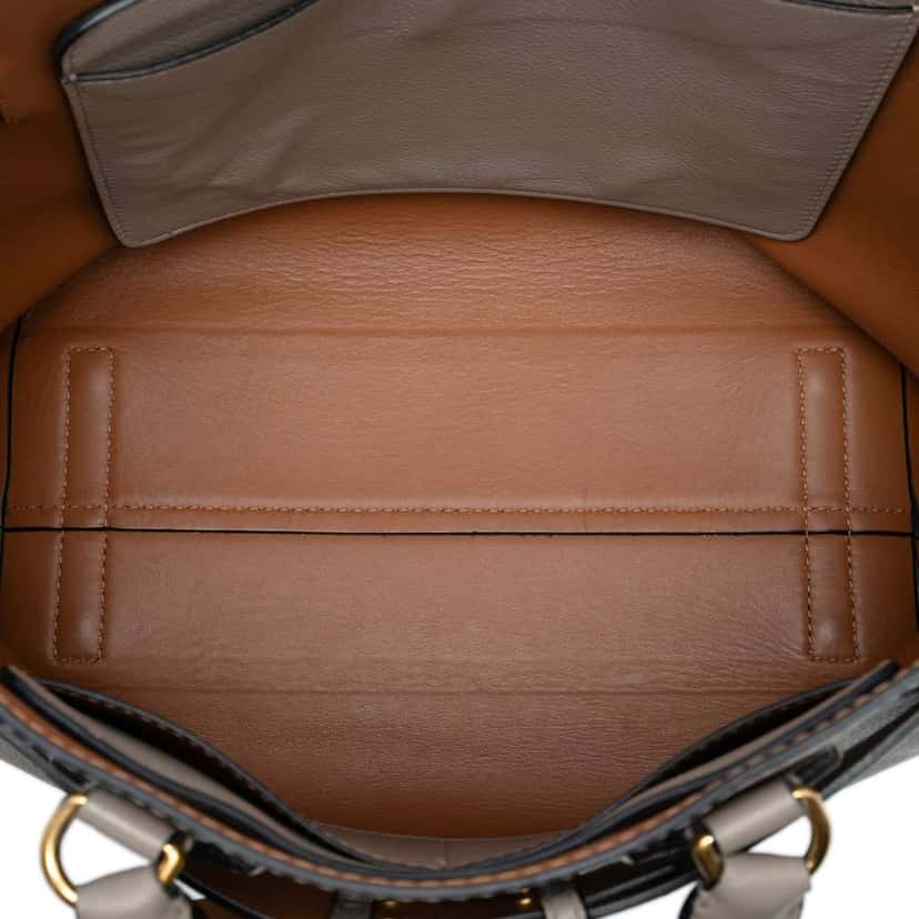 Burberry Medium Leather Belt Bag Brown Leather Good condition - Model View