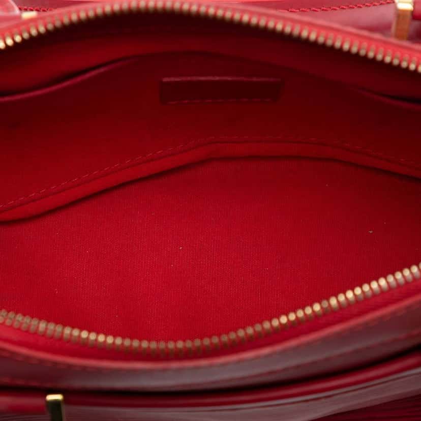 Louis Vuitton Epi Dhanura PM Red Leather Very good condition - Model View