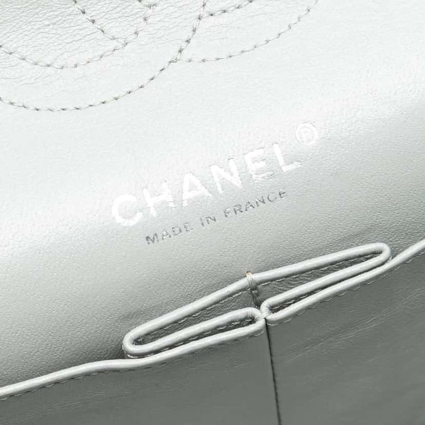 Chanel Medium Classic Caviar Double Flap Grey Leather Very good condition - Box View