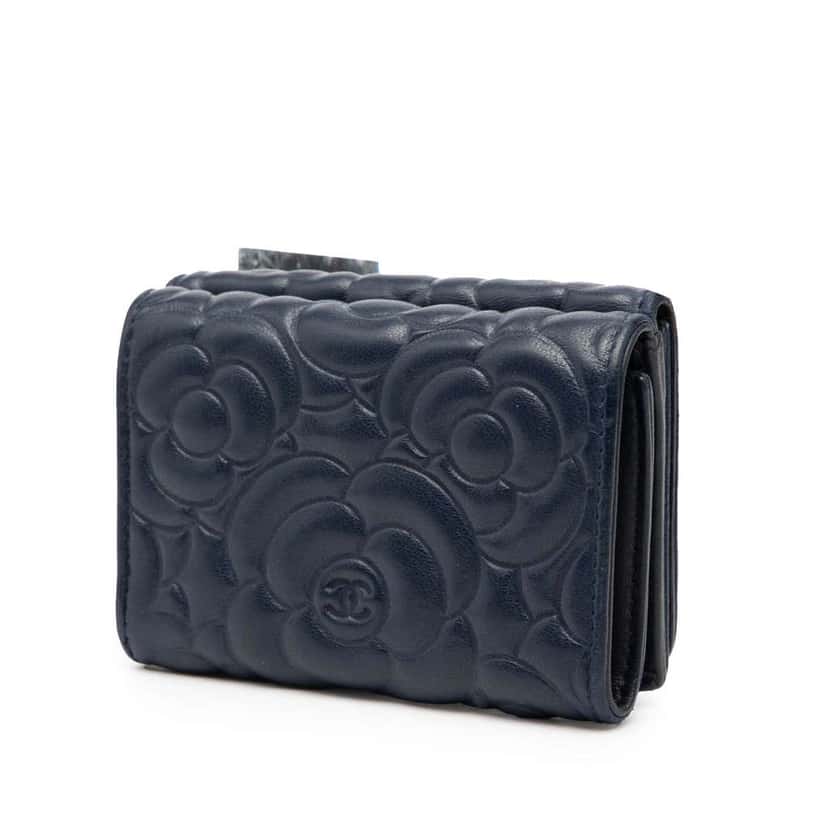 Chanel CC Embossed Goatskin Camellia Trifold Compact Wallet Blue Leather Very good condition - Back View
