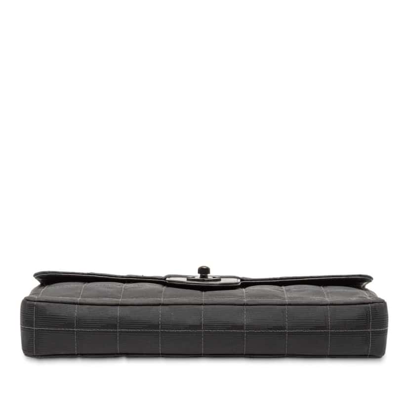 Chanel New Travel Line Nylon East West Flap Black Good condition - Inside View