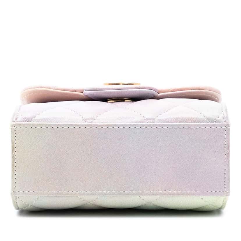 Chanel CC Quilted Lambskin Ombre Top Handle Flap Clutch With Chain Pink Leather Very good condition - Inside View