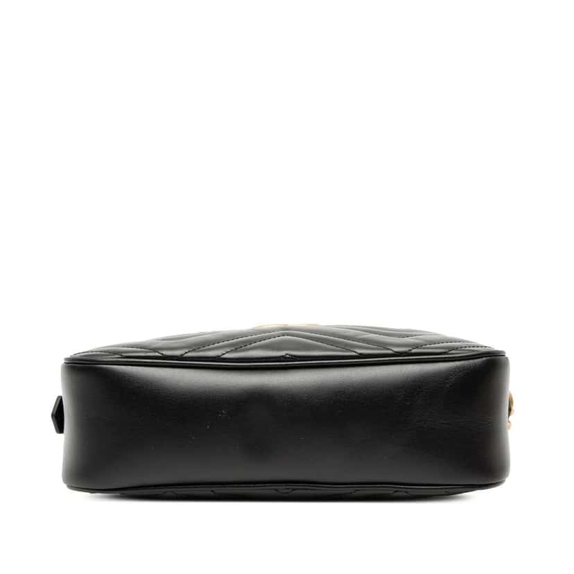 Gucci Small GG Marmont Matelasse Leather Crossbody Black Leather Good condition - Inside View