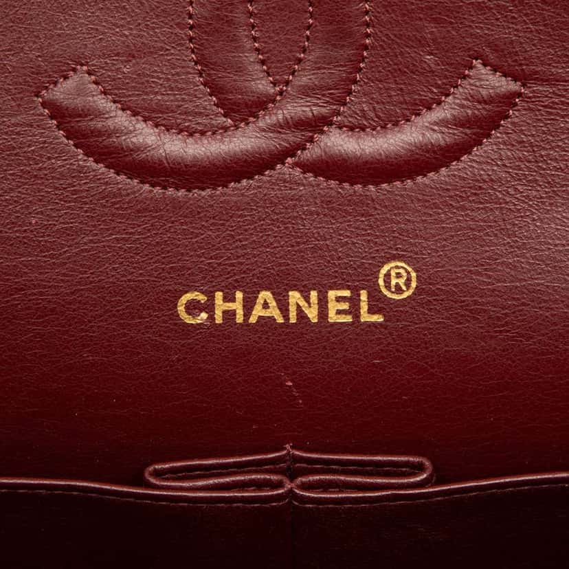 Chanel Medium Classic Lambskin Double Flap Black Leather Good condition - Box View