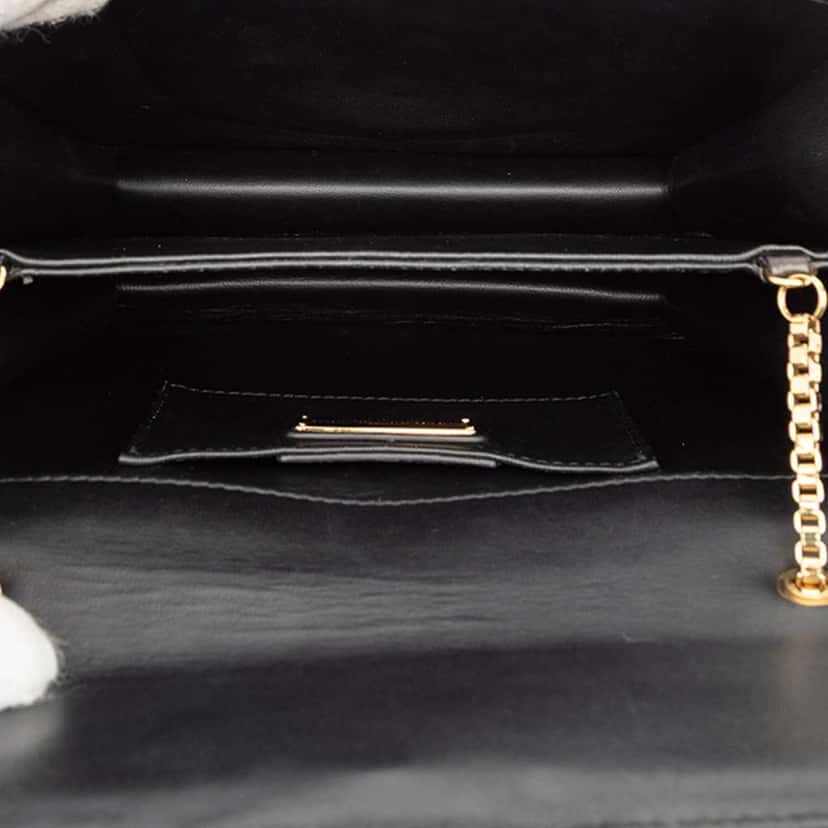 Salvatore Ferragamo Leather Gancini Thalia Crossbody Black Leather Good condition - Model View