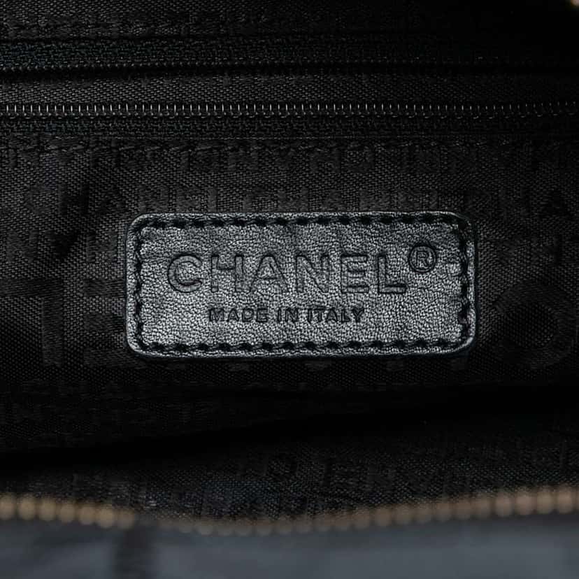 Chanel Choco Bar Caviar LAX Bowler Bag Black Leather Good condition - Box View