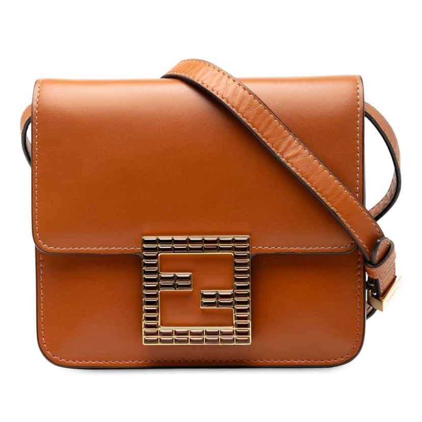 Fendi Leather Crystal Fab Crossbody Brown Leather Very good condition - Front View