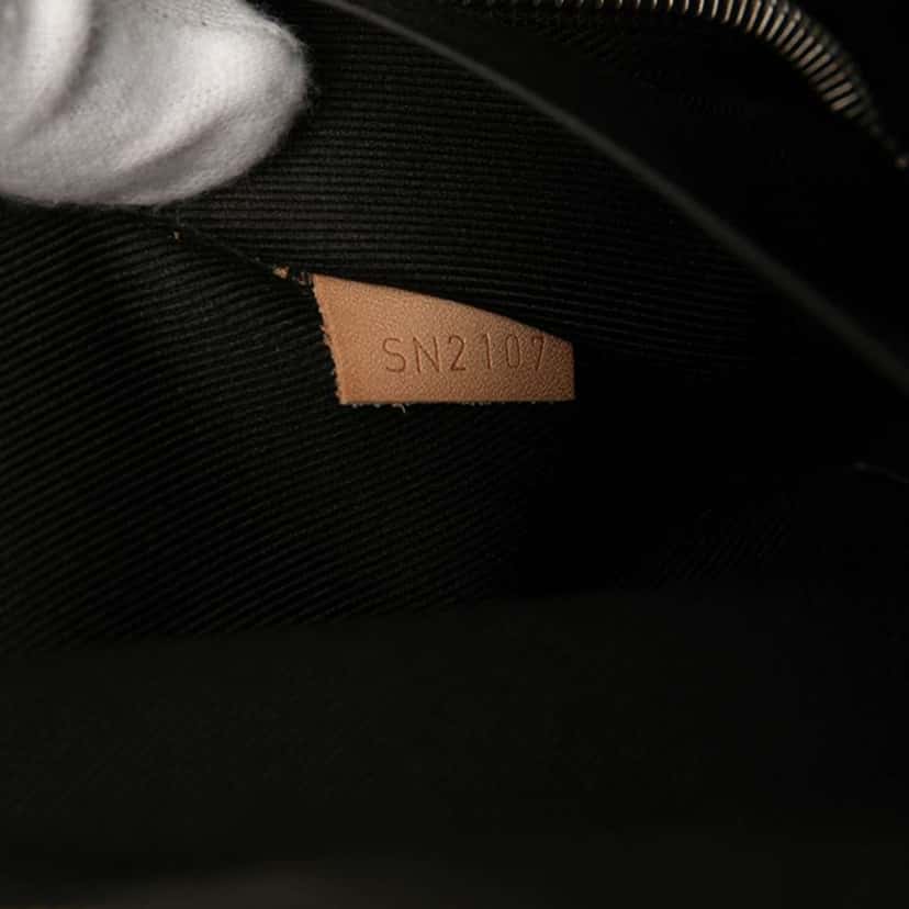 Louis Vuitton Monogram Horizon Accessoires Pouch Brown Very good condition - Box View