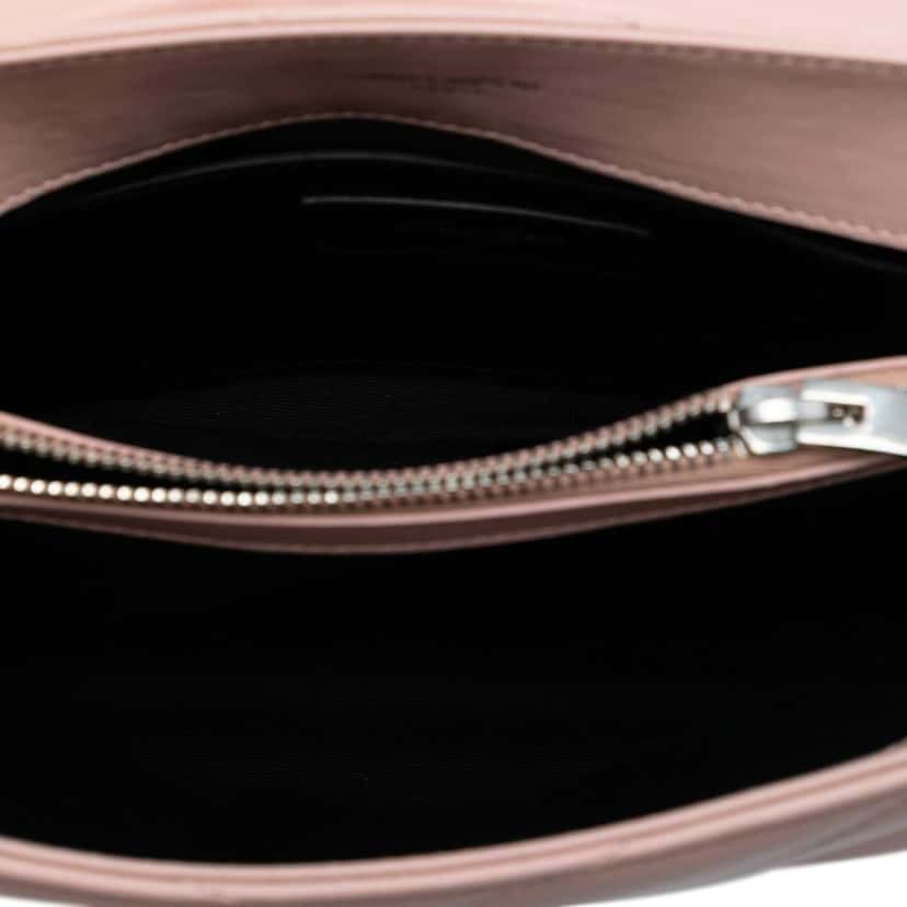 Saint Laurent Small Quilted Calfskin Monogram Loulou Chain Shoulder Bag Pink Leather Good condition - Model View