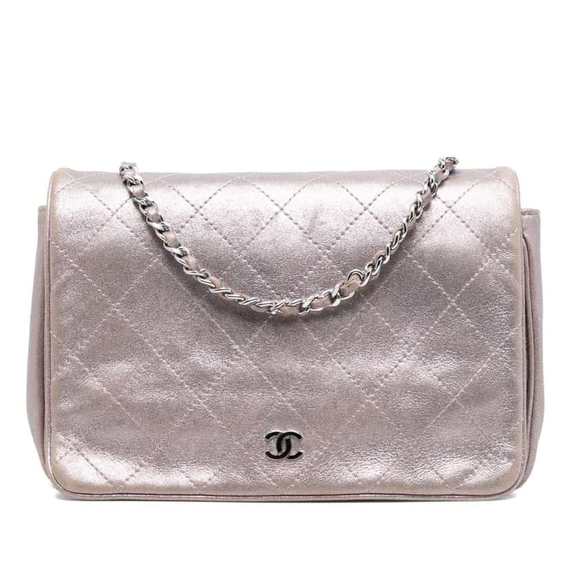 Chanel CC Quilted Metallic Lambskin Wallet On Chain Pink Leather Very good condition - Front View