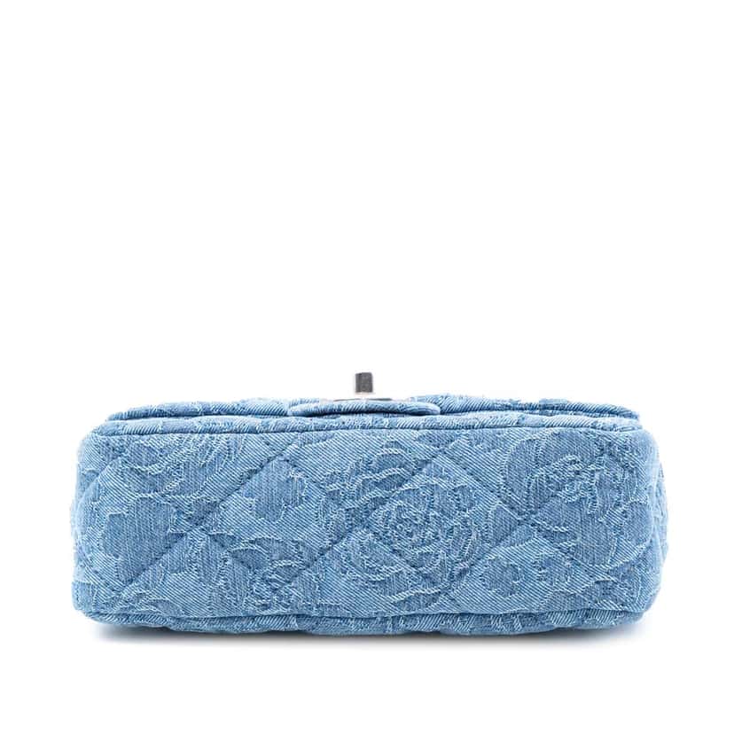 Chanel Mini Quilted Denim Camellia Sweetheart Flap Blue Denim Good condition - Inside View