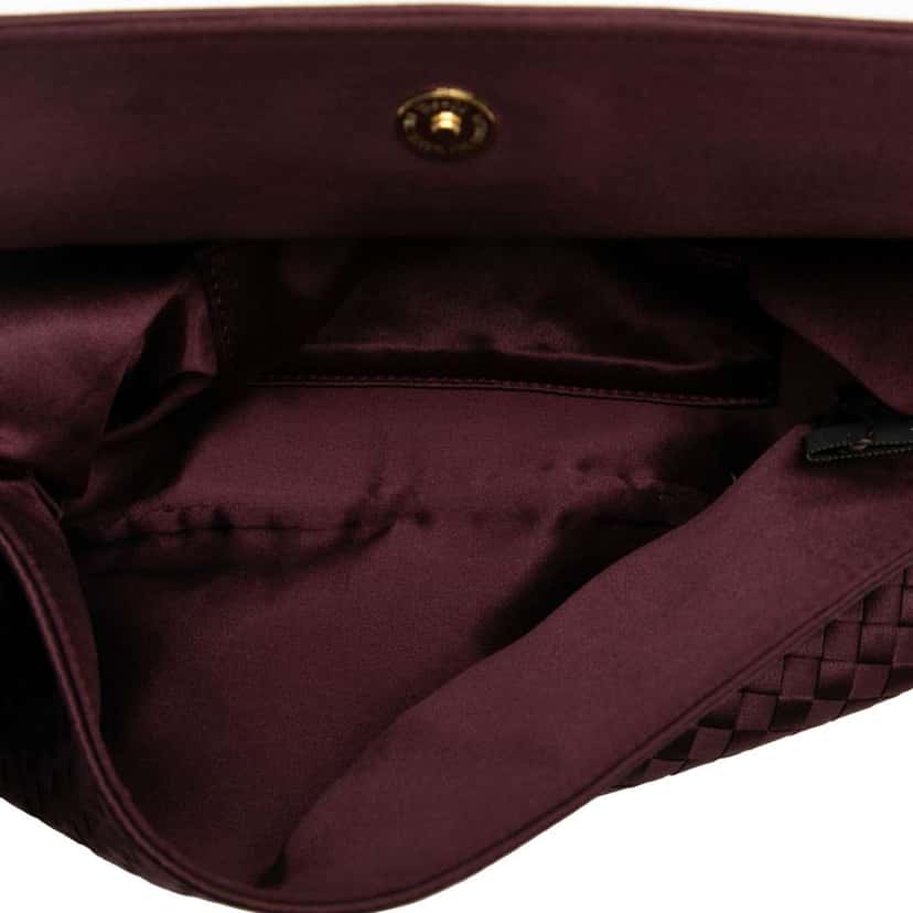Bottega Veneta Satin Intrecciato Clutch Red Satin Good condition - Model View