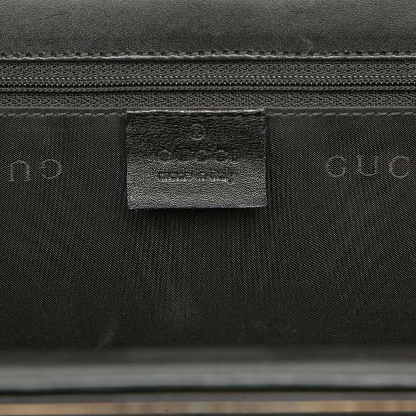 Gucci Nylon Frame Shoulder Bag Black Very good condition - Box View