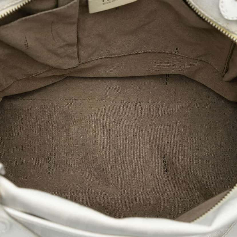 Fendi Large Zucca Spalmati Chef Shopper Tote White Canvas Very good condition - Model View
