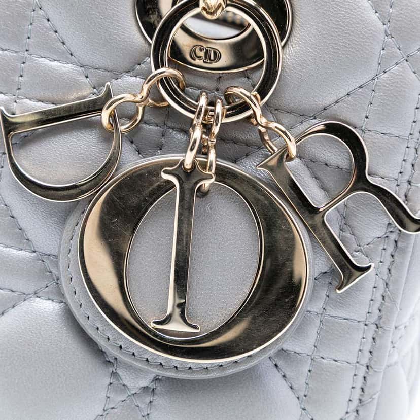 Dior Medium Pearlescent Lambskin Cannage Lady Dior Grey Leather Good condition - Box View