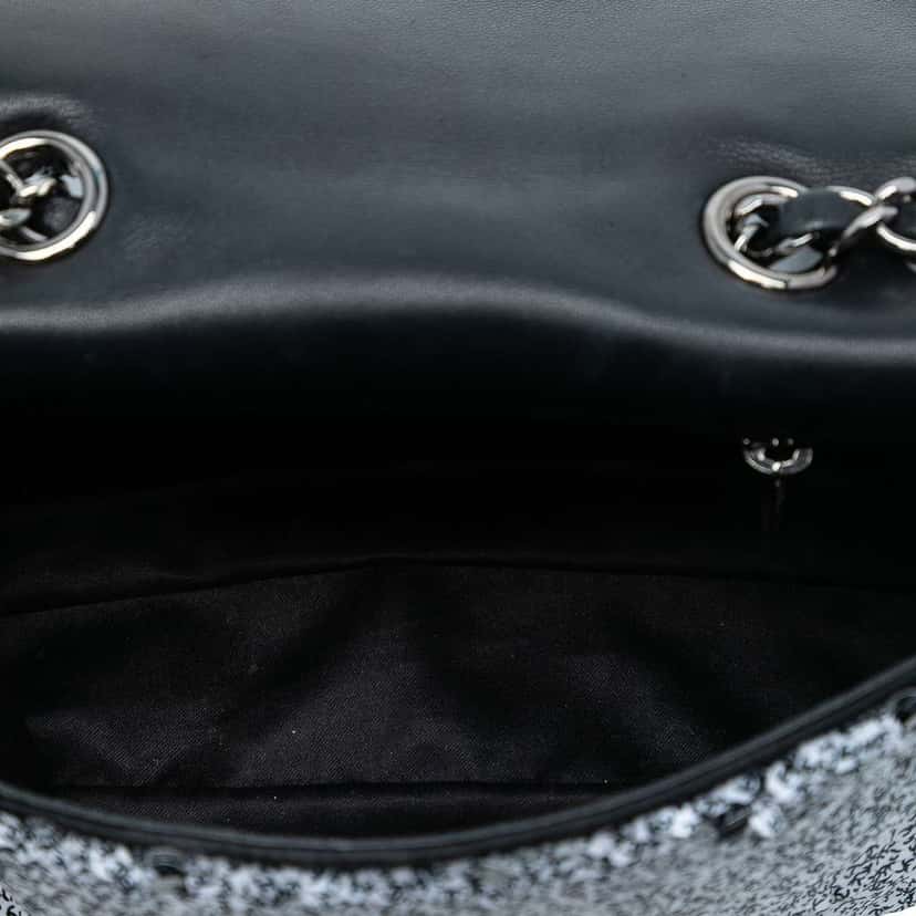 Chanel CC Printed Sequin Single Flap White Polyester Good condition - Model View