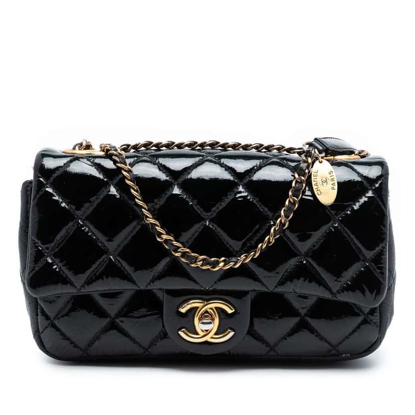 Chanel Paris-Salzburg Small Patent and Goatskin CC Eyelet Flap Black Leather Good condition - Front View