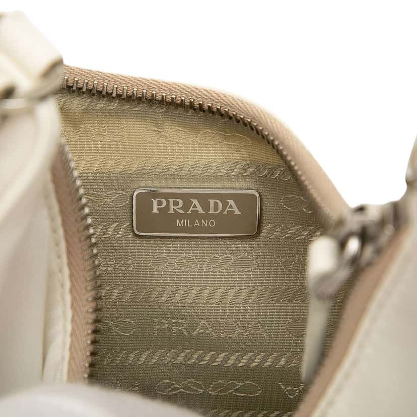 Prada Re Nylon Re Edition 2005 Satchel White Very good condition - Box View