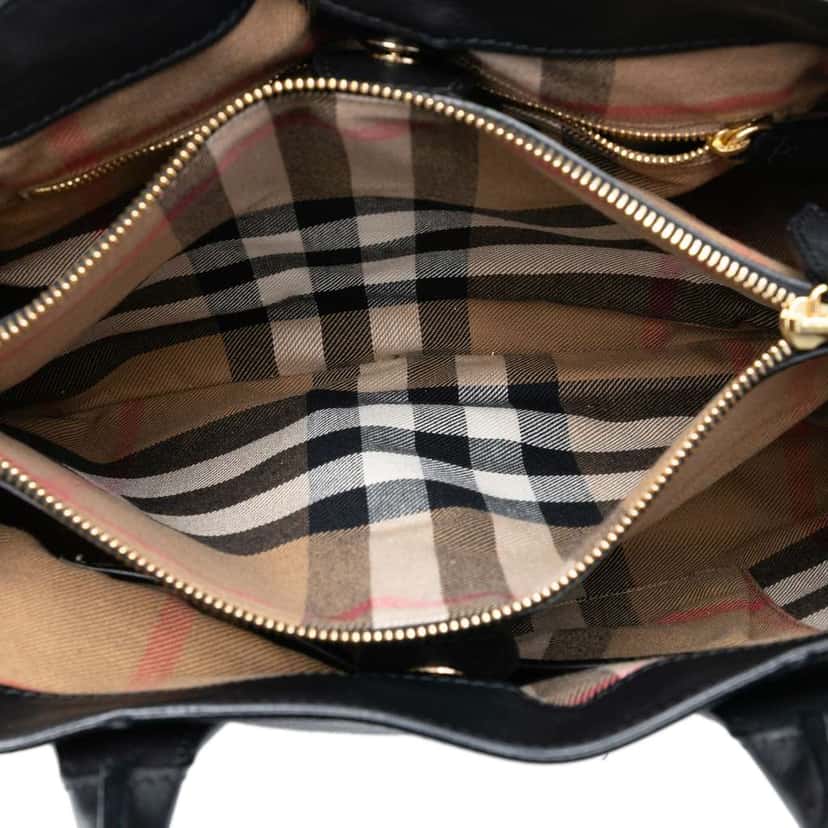 Burberry Medium Leather and House Check Banner Satchel Black Leather Good condition - Model View