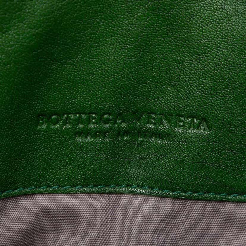 Bottega Veneta Tricolor Nappa Intrecciato Clutch Green Leather Good condition - Box View