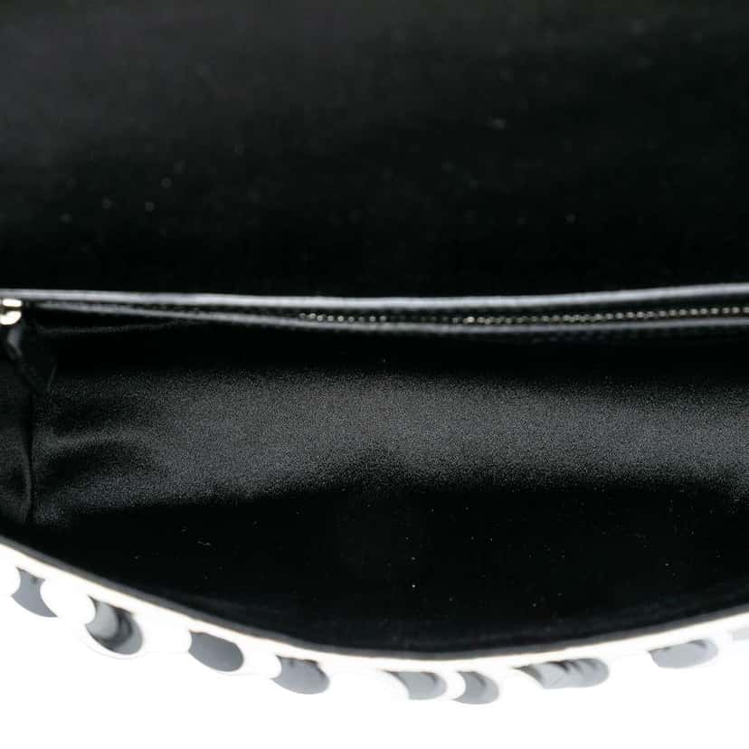 Gucci Medium GG Marmont Sequin Embellished Leather Shoulder Bag White Leather Very good condition - Model View