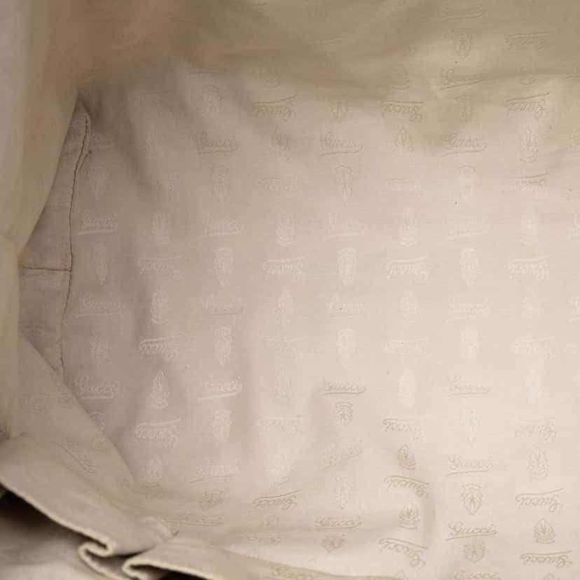Gucci Guccissima Icon Bit Tote White Leather Good condition - Model View
